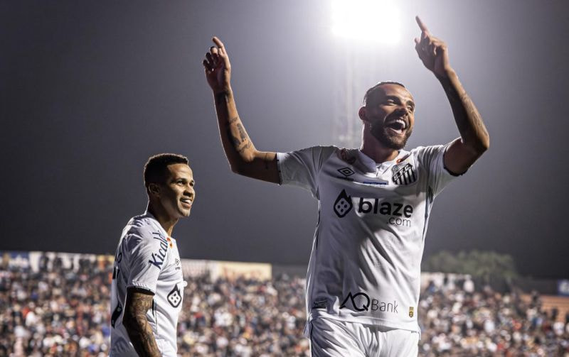 Imagem da noticia Santos domina, vence Ituano e fica cada vez mais perto do acesso