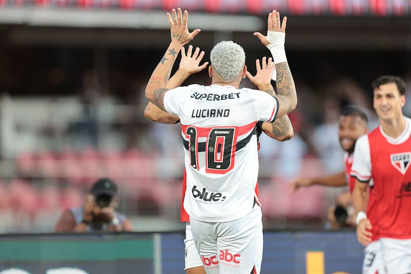 Imagem da noticia CBF divulga análise do VAR em gol anulado do São Paulo contra o Fluminense