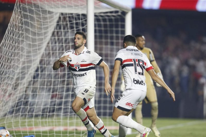 Imagem da noticia São Paulo tem chance de 99% de ir à Libertadores em 2025 após final da Copa do Brasil; entenda