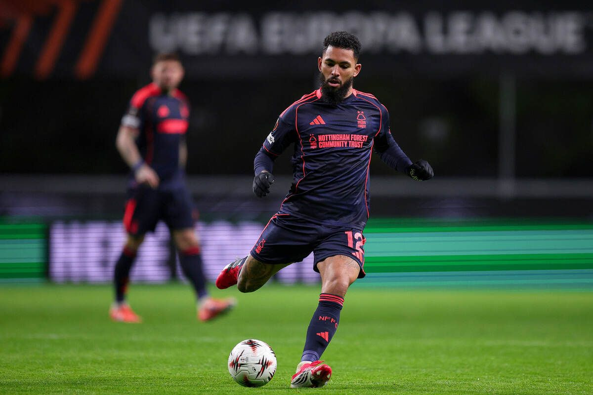 Imagem da noticia Douglas Luiz retorna ao Aston Villa por empréstimo