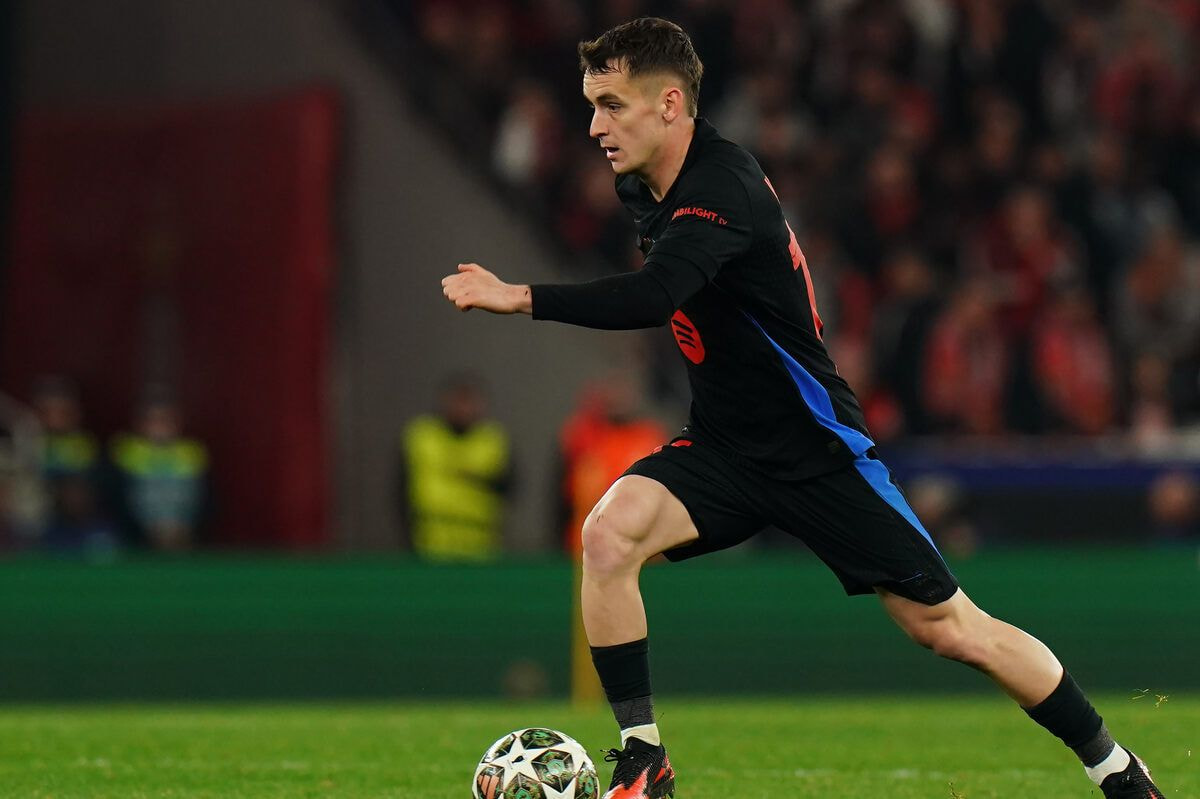 Imagem da noticia Barcelona planeja vender joia da base para equilibrar finanças