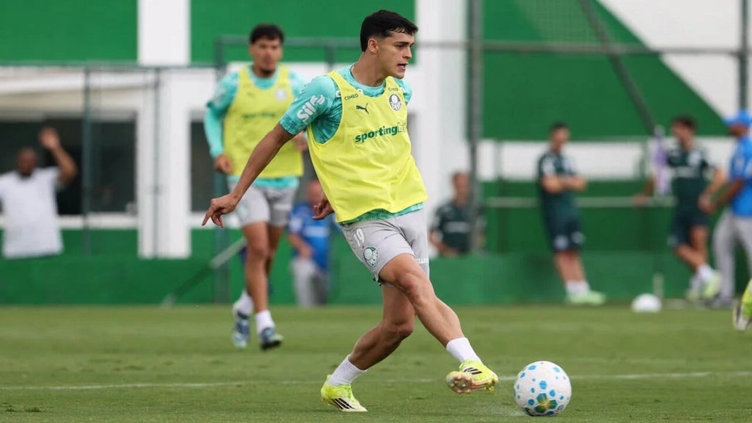 Ramón Sosa avalia Palmeiras em evolução e vibra com começo de temporada