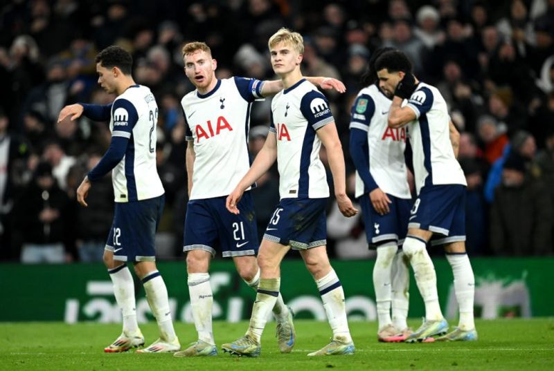 Imagem da noticia Tottenham quebra invencibilidade do Liverpool e sai na frente na semi da Copa da Liga
