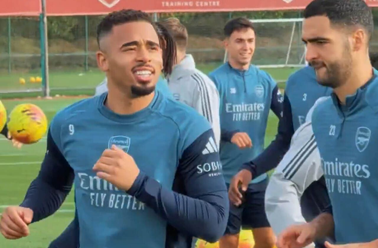 Imagem da noticia Gabriel Jesus volta aos treinos do Arsenal dez meses depois de lesão no joelho