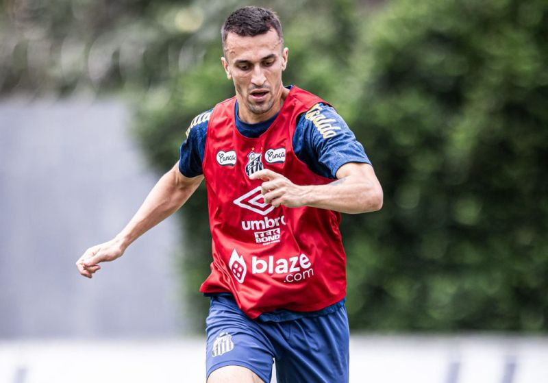 Imagem da noticia Treino do Santos: Carille promove novidades no time titular