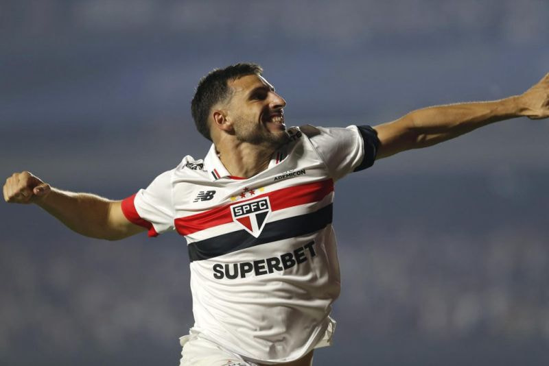 Imagem da noticia Garantido na Liberta 2025, São Paulo disputa torneios internacionais por 23 anos seguidos