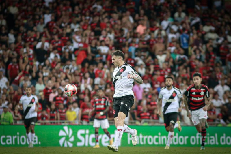 Imagem da noticia Vasco busca quebrar jejum de 10 anos sem vencer Flamengo no Brasileirão