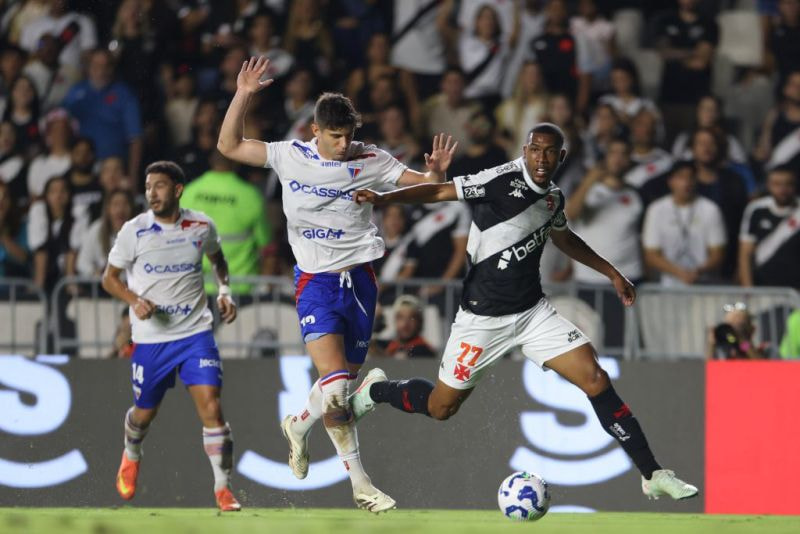 Imagem da noticia Vasco vence o Fortaleza e sai do Z4 do Brasileirão