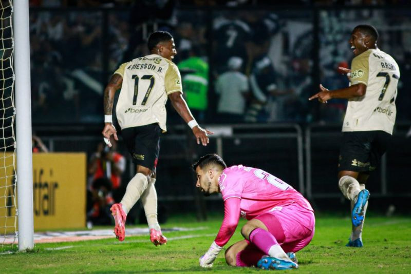Imagem da noticia Vasco embala segunda vitória consecutiva e entra na briga por Libertadores