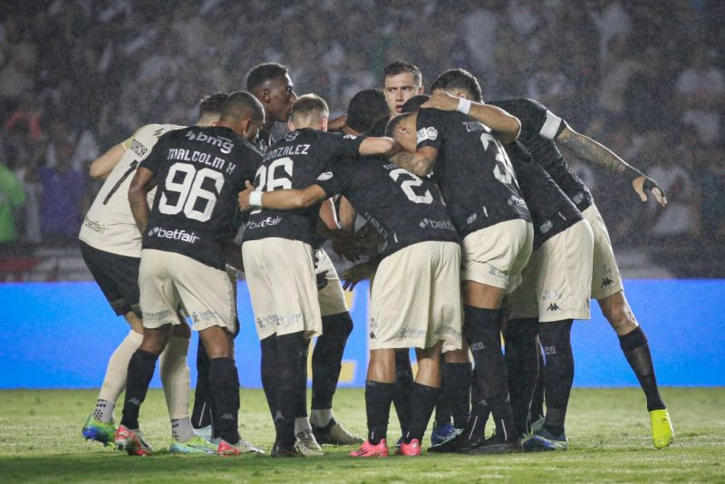 Imagem da noticia Vasco tenta quebrar sequência ruim em jogo decisivo contra o Corinthians