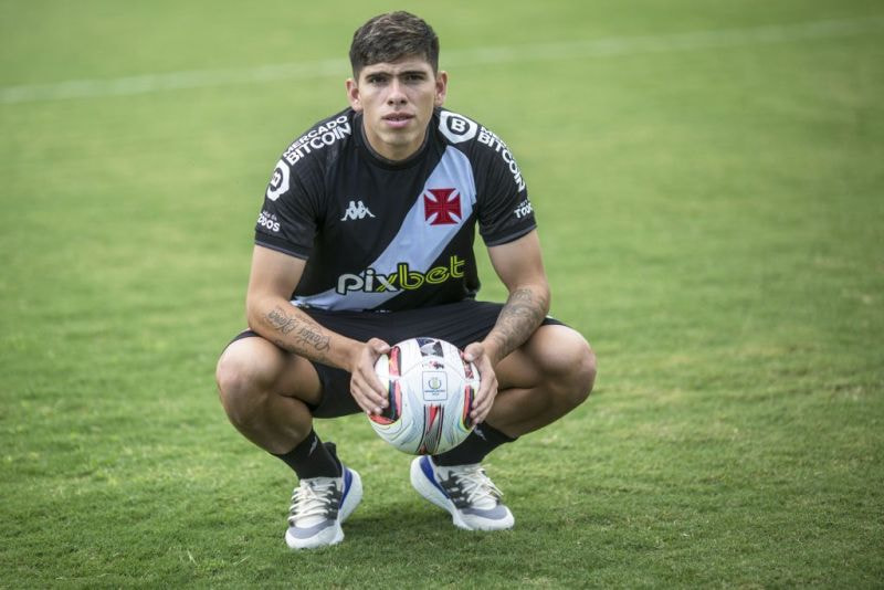 Imagem da noticia Venda de Palacios deve render mais de R$ 10 milhões ao Vasco