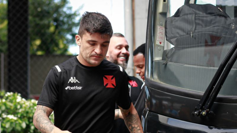 Imagem da noticia Victor Luis fala sobre dificuldades do Vasco: ‘Pouco tempo de trabalho’