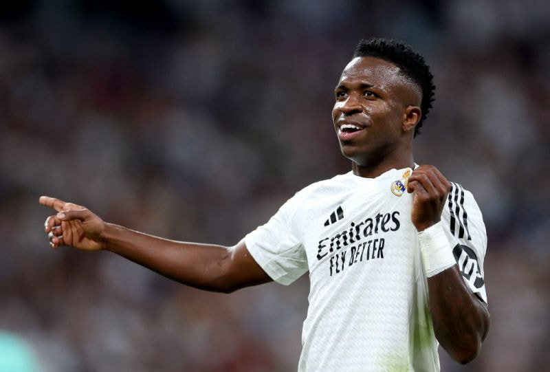 Imagem da noticia Vini Jr é favorito a Bola de Ouro em outubro, diz jornal espanhol