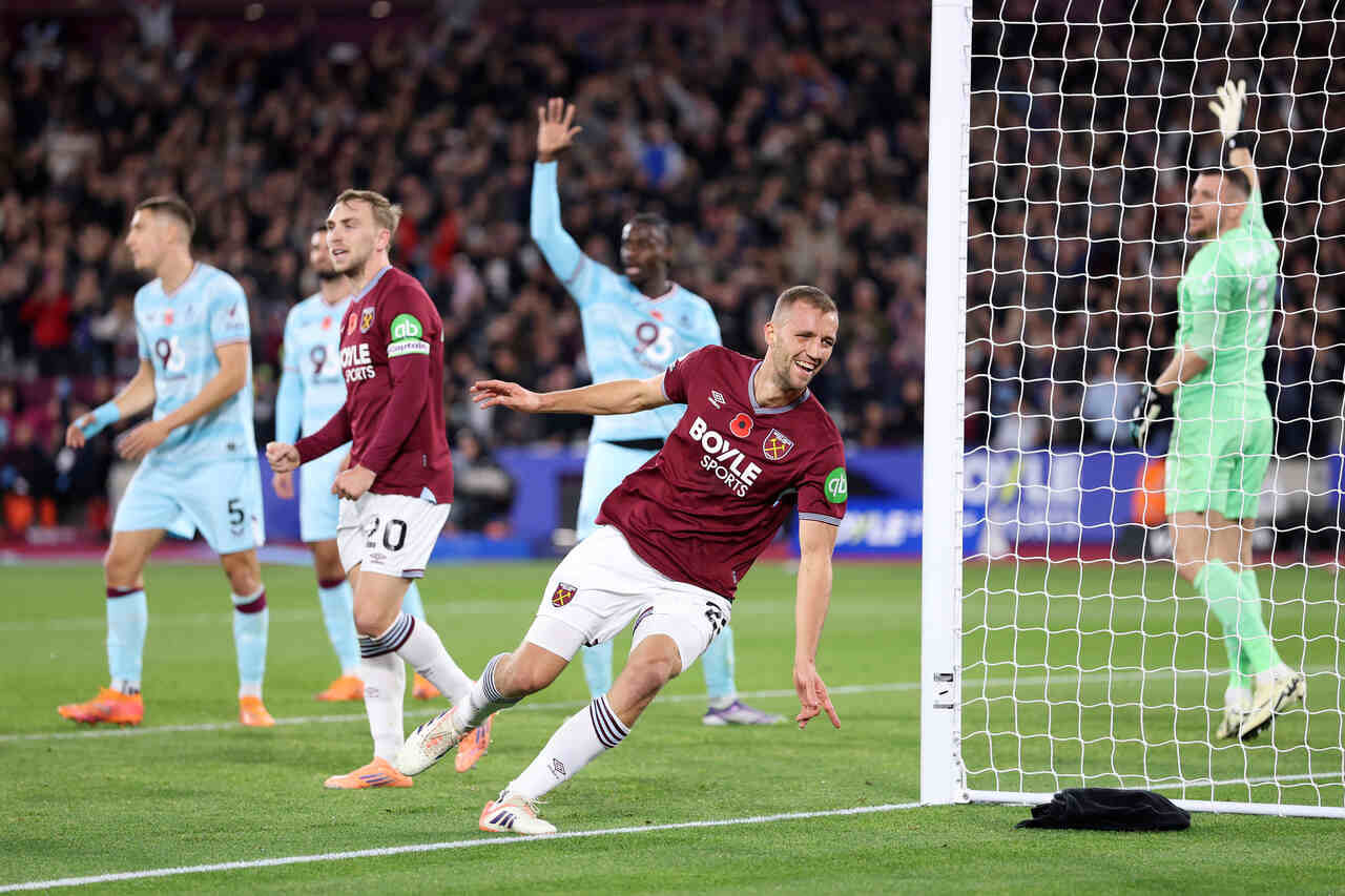 Imagem da noticia Com Paquetá, West Ham vence Burnley em duelo direto contra o rebaixamento