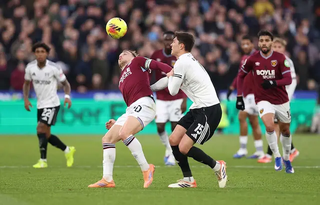 Fulham vence e afunda West Ham na Premier League Fulham vence e afunda West Ham na Premier League