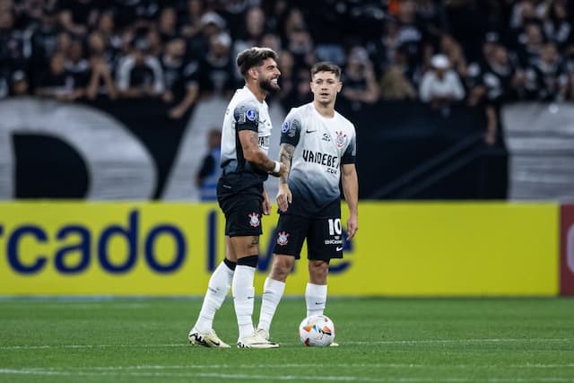 Yuri Alberto e Garro são desfalques no Corinthians contra o Fortaleza Yuri Alberto e Garro são desfalques no Corinthians contra o Fortaleza